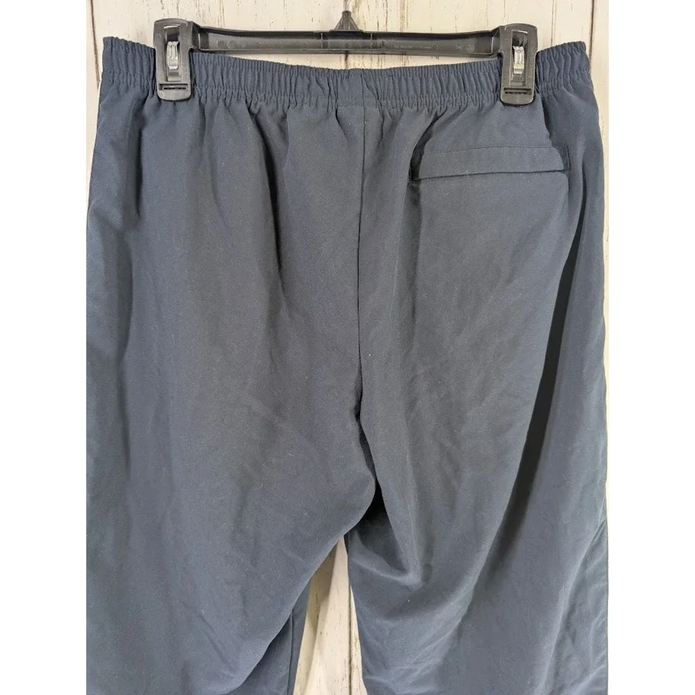 Under Armour Size Medium Dark Blue White Stripe Active Windbreaker Crop‎ Pants - Picture 6 of 7